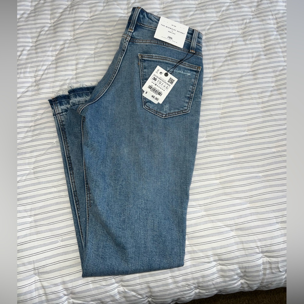 Midrise skinny Zara jeans